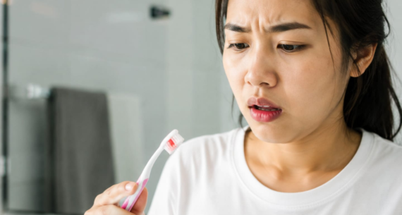Why Are My Gums Bleeding? 7 Signs You Shouldn’t Ignore